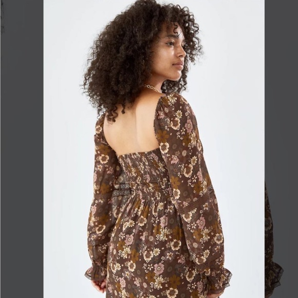 Aritzia Wilfred Grace Flowy Dress - Picture 2 of 3